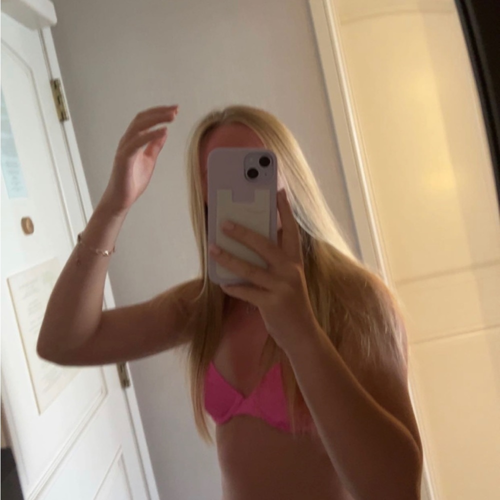 Meet your Posher, Finley